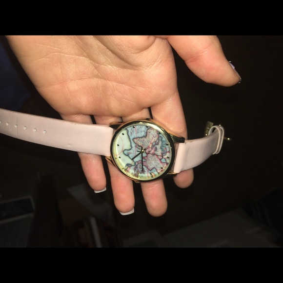 Watch - Picture 2 of 3